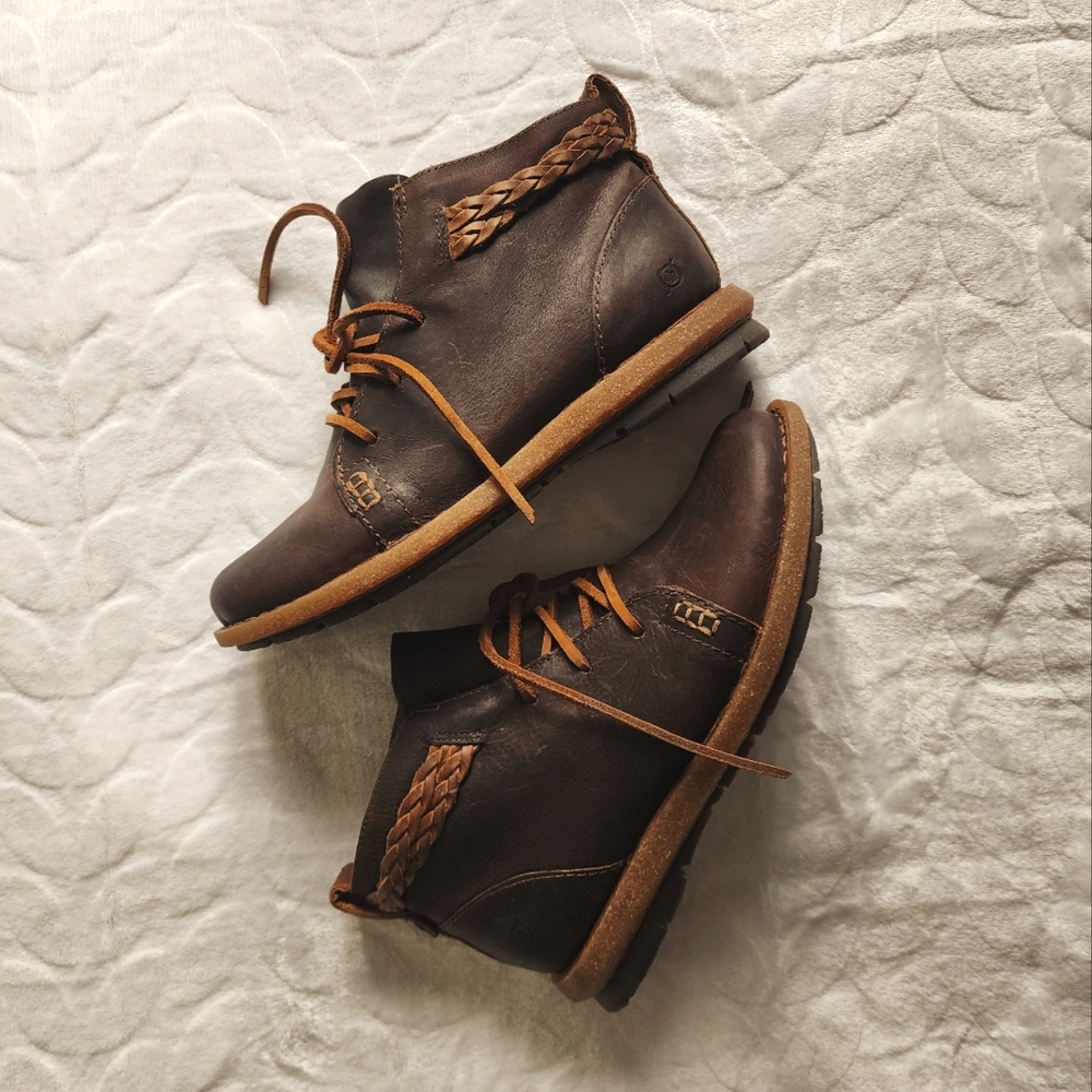 Genuine Leather Born Ankle Boots Women's Size 9